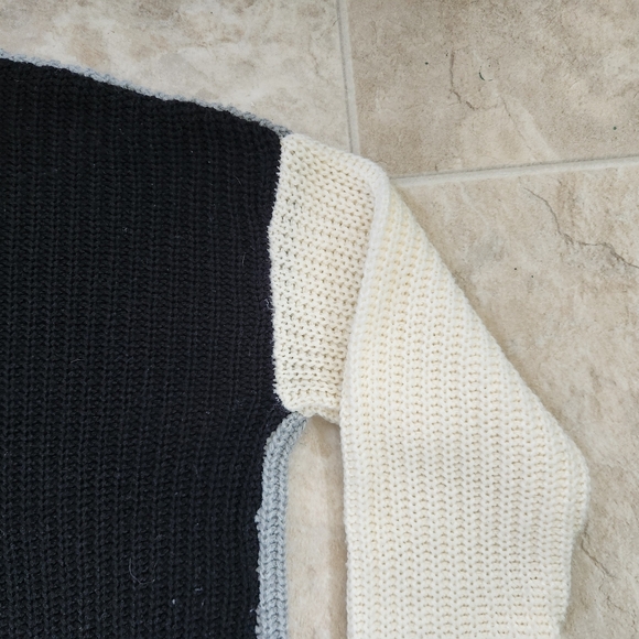 Willow Root Colorblock Cardigan Sweater - Size Large - Picture 7 of 8